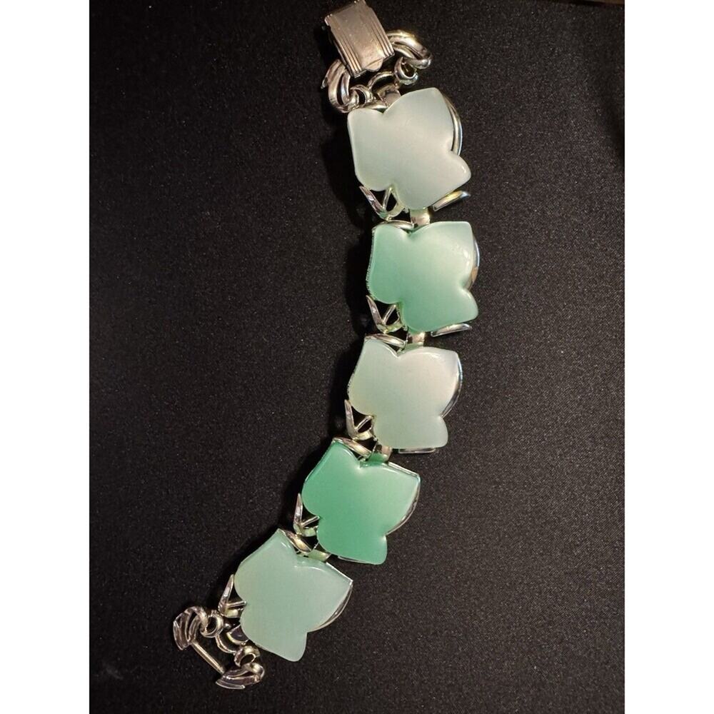 Vintage CORO Thermoset Fold Over Clasp Blue Teal Leaves Bracelet 7in